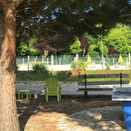 Camping Le Mondou Saint-Julien-de-Lampon Exterior foto